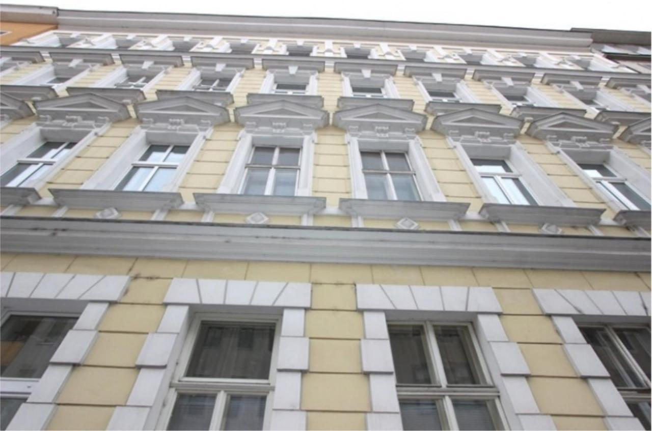 Momore Apartments Wien Exteriör bild